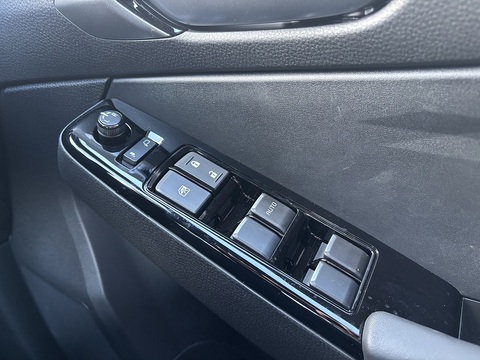 DL40 D/C 1.9 4dr PICKUP MANUAL DIESEL