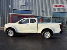 BRAND NEW ISUZU D-MAX 1.9 UTILITY EXT CAB 4X4