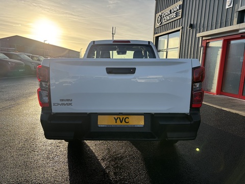 UTILITY EXT CAB (DL) 1.9 4dr PICKUP MANUAL DIESEL