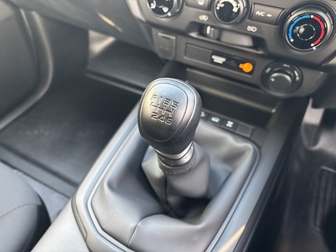 UTILITY EXT CAB (DL) 1.9 4dr PICKUP MANUAL DIESEL