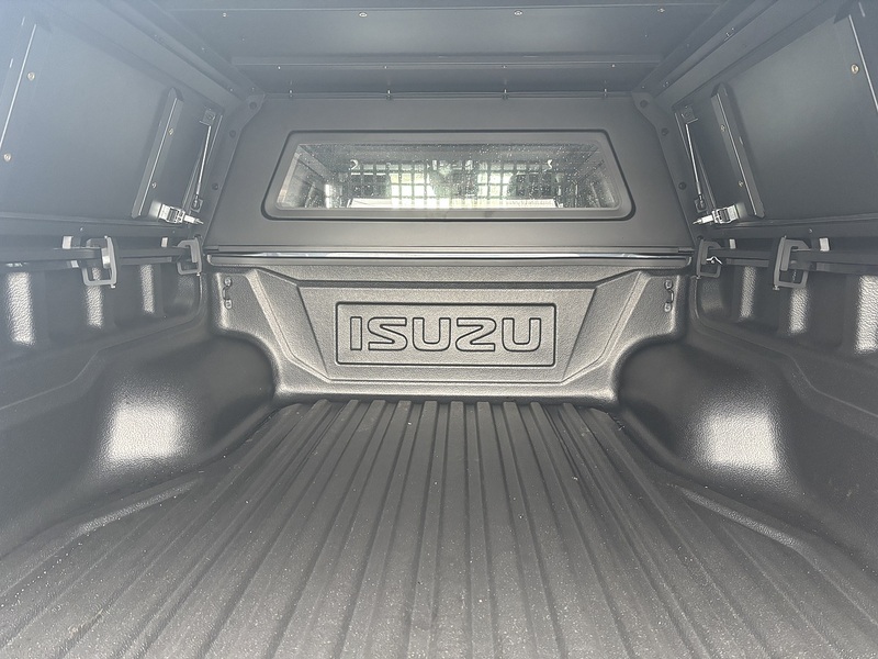 Isuzu V-CROSS D/C 1.9 4dr PICKUP AUTOMATIC DIESEL