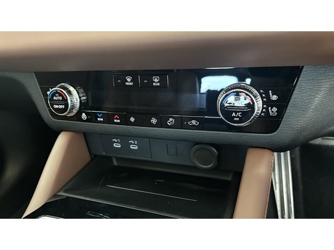 Diamond Estate 2.4 Auto PHEV