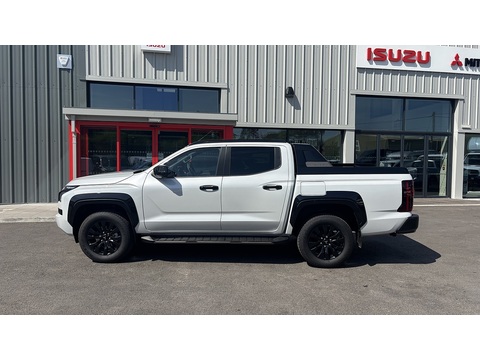 Di-D 4X4 Barbarian Dcb Pick Up 2.4 Automatic Diesel