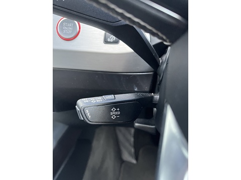 4.0 TDI V8 SUV 5dr Diesel Tiptronic quattro Euro 6 (s/s) (435 ps)