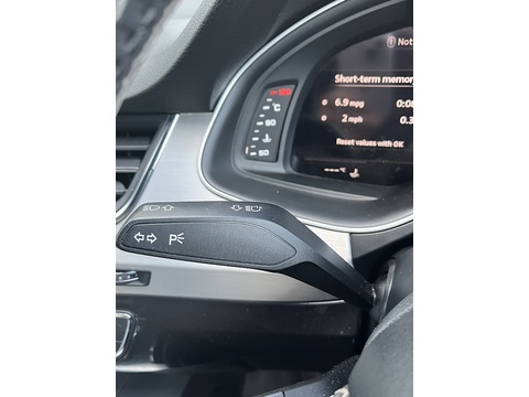 4.0 TDI V8 SUV 5dr Diesel Tiptronic quattro Euro 6 (s/s) (435 ps)