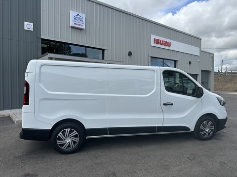 2.0 dCi Blue 30 Business+ Panel Van 5dr Diesel Manual LWB Euro 6 (s/s) (130 ps)