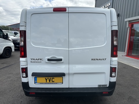 2.0 dCi Blue 30 Business+ Panel Van 5dr Diesel Manual LWB Euro 6 (s/s) (130 ps)