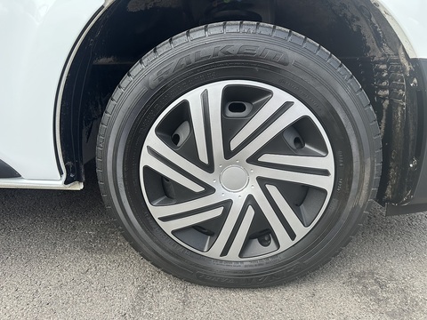 2.0 dCi Blue 30 Business+ Panel Van 5dr Diesel Manual LWB Euro 6 (s/s) (130 ps)