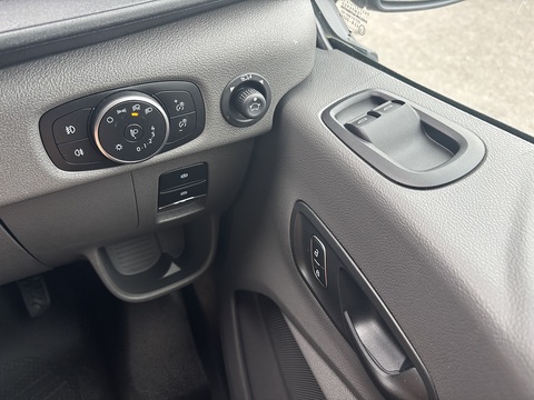 2.0 350 EcoBlue Limited Panel Van 5dr Diesel Auto FWD L3 H2 Euro 6 (s/s) (165 ps)