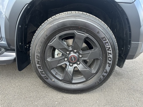 V-CROSS D/C Steel Edition 1.9 4dr Pickup AUTOMATIC DIESEL