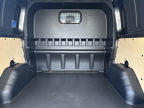 2.0 320 EcoBlue Sport Crew Van Double Cab 5dr Diesel Auto L1 H1 Euro 6 (s/s) (185 ps)