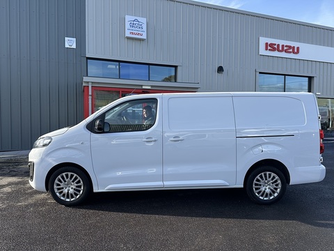 2.0 Turbo D 3100 Pro Panel Van 6dr Diesel Manual L2 H1 Euro 6 (s/s) (145 ps)
