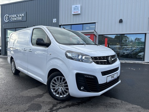 2.0 Turbo D 3100 Pro Panel Van 6dr Diesel Manual L2 H1 Euro 6 (s/s) (145 ps)