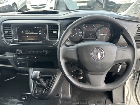 2.0 Turbo D 3100 Pro Panel Van 6dr Diesel Manual L2 H1 Euro 6 (s/s) (145 ps)