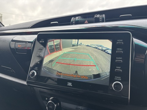 2.8 D-4D Invincible X Pickup Double Cab 4dr Diesel Manual 4WD Euro 6 (s/s) (204 ps)