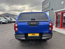 2021 71 TOYOTA HILUX 2.8 INVINCIBLE X 4WD MANUAL EURO 6