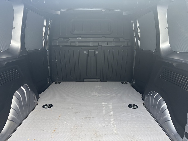 Vauxhall 1.5 Turbo D 2000 Sportive Panel Van 4dr Diesel Manual L1 H1 Euro 6 (s/s) (100 ps)