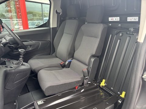 1.5 BlueHDi 1000 Enterprise Edition M Panel Van 5dr Diesel Manual SWB Euro 6 (s/s) (100 ps)