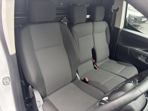 1.5 BlueHDi 1000 Driver Edition M Panel Van 5dr Diesel Manual SWB Euro 6 (s/s) (100 ps)