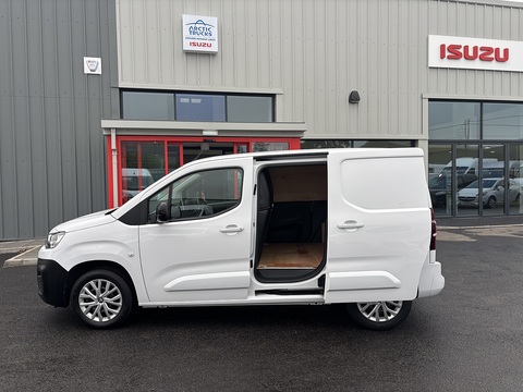 1.5 BlueHDi 1000 Driver Edition M Panel Van 5dr Diesel Manual SWB Euro 6 (s/s) (100 ps)