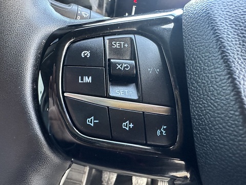 2.0 300 EcoBlue Limited Panel Van 5dr Diesel Manual L1 H1 Euro 6 (s/s) (136 ps)