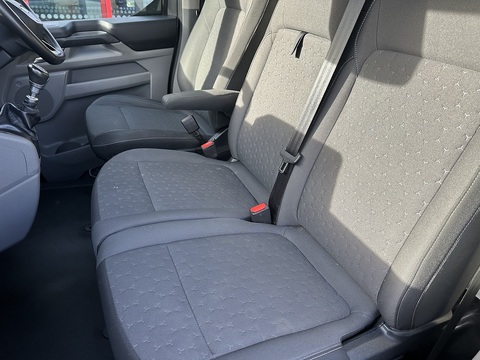 2.0 300 EcoBlue Limited Panel Van 5dr Diesel Manual L1 H1 Euro 6 (s/s) (136 ps)