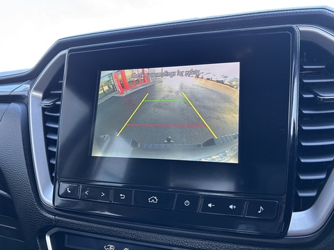 1.9 TD DL40 Pickup 4dr Diesel Auto 4WD Euro 6 (s/s) (164 ps)