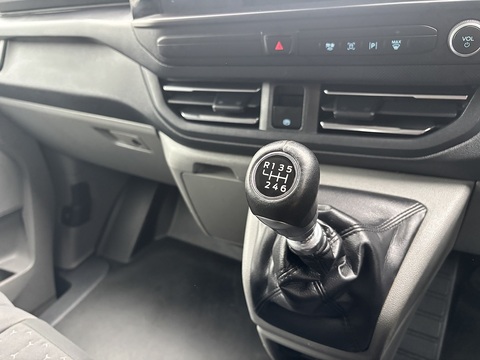 2.0 300 EcoBlue Limited Panel Van 5dr Diesel Manual L1 H1 Euro 6 (s/s) (136 ps)