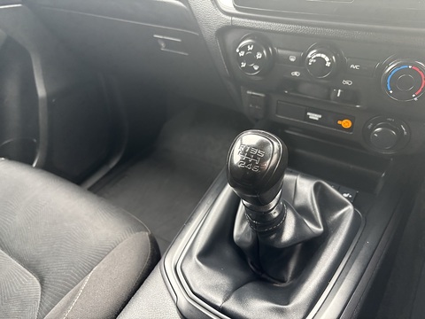 1.9 TD DL20 Pickup Double Cab 4dr Diesel Manual 4WD Euro 6 (s/s) (164 ps)