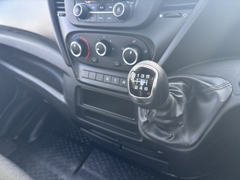 D HPI 14V 35S 3450 2.3 2dr Dropside Manual Diesel