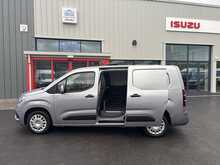 2021 71 VAUXHALL COMBO 1.5 2300 SPORTIVE PANEL VAN MANUAL