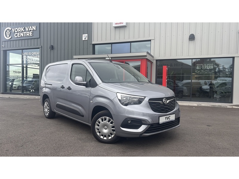 Vauxhall 1.5 Turbo D 2300 Sportive Panel Van 4dr Diesel Manual L2 H1 Euro 6 (100 ps)