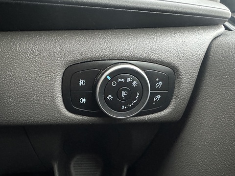 2.0 280 EcoBlue Limited Panel Van 5dr Diesel Manual L1 H1 Euro 6 (s/s) (130 ps)