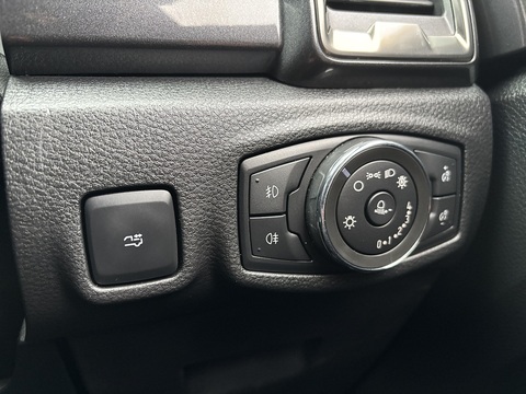 2.0 EcoBlue Wildtrak Pickup Double Cab 4dr Diesel Auto 4WD Euro 6 (s/s) (213 ps)