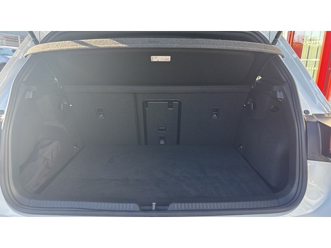 TSI 333 R Black Edition  Hatchback 2.0 Automatic Petrol