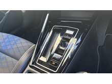 2025 75 VOLKSWAGEN GOLF R 2.0 BLACK EDITION 330BHP PETROL