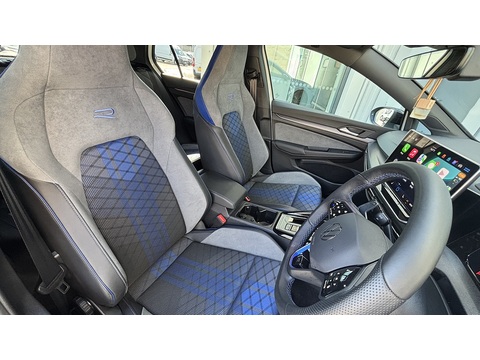 TSI 333 R Black Edition  Hatchback 2.0 Automatic Petrol