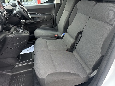 1.5 BlueHDi 950 Professional Premium + Long Panel Van 6dr Diesel Manual LWB Euro 6 (s/s) (100 bhp)