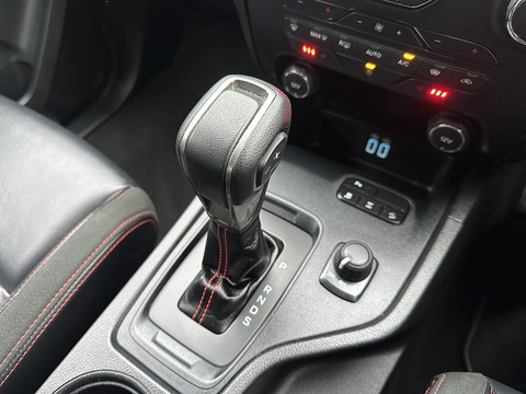 2.0 EcoBlue Wildtrak Pickup Double Cab 4dr Diesel Auto 4WD Euro 6 (s/s) (213 ps)