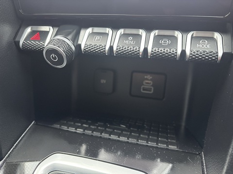 3.0 TDI V6 PanAmericana Pickup Double Cab 4dr Diesel Auto 4Motion Euro 6 (s/s) (240 ps)