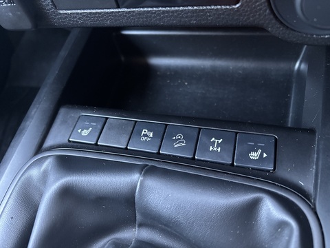 1.9 TD DL20 Pickup Double Cab 4dr Diesel Manual 4WD Euro 6 (s/s) (164 ps)