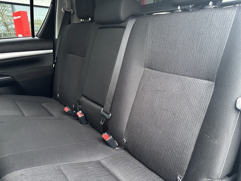 2.4 D-4D Icon Pickup Double Cab 4dr Diesel Auto 4WD Euro 6 (s/s) (150 ps)