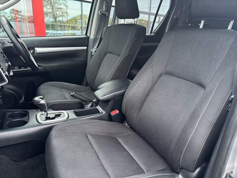 2.4 D-4D Icon Pickup Double Cab 4dr Diesel Auto 4WD Euro 6 (s/s) (150 ps)