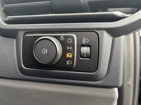 2.0 280 EcoBlue Limited Panel Van 5dr Diesel Manual L1 H1 Euro 6 (s/s) (136 ps)