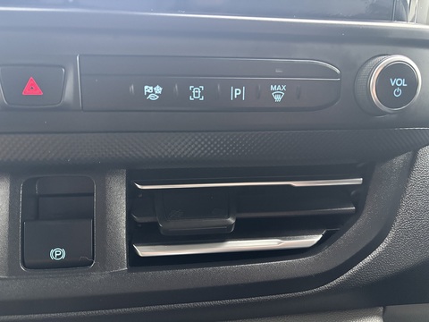 2.0 280 EcoBlue Limited Panel Van 5dr Diesel Manual L1 H1 Euro 6 (s/s) (136 ps)