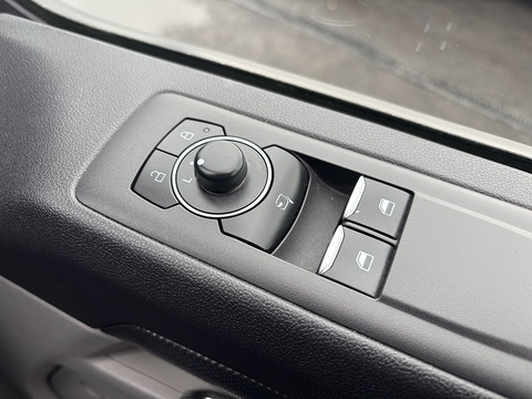 2.0 280 EcoBlue Limited Panel Van 5dr Diesel Manual L1 H1 Euro 6 (s/s) (136 ps)