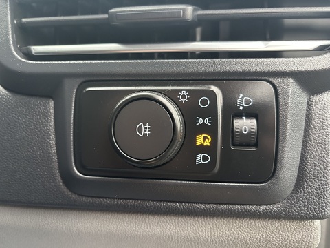 2.0 280 EcoBlue Limited Panel Van 5dr Diesel Manual L1 H1 Euro 6 (s/s) (136 ps)