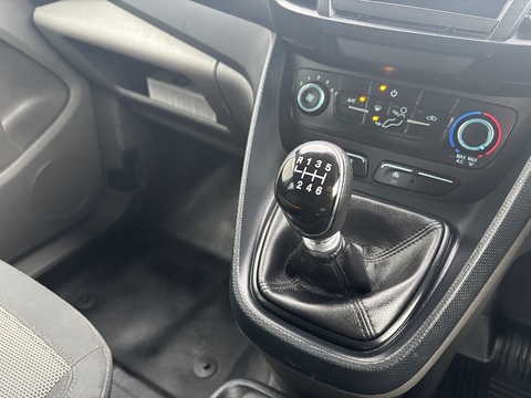 1.5 230 EcoBlue Leader Crew Van Double Cab 6dr Diesel Manual L2 Euro 6 (s/s) (100 ps)