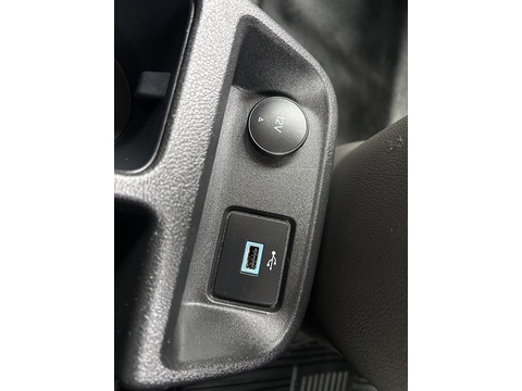 1.5 230 EcoBlue Leader Crew Van Double Cab 6dr Diesel Manual L2 Euro 6 (s/s) (100 ps)