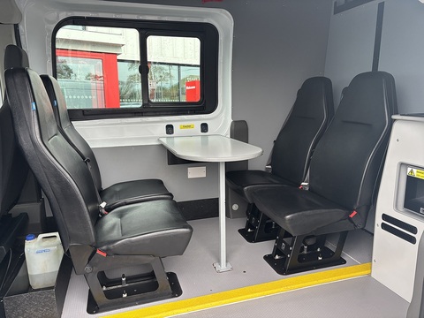 2.0 350 EcoBlue Leader Crew Van Double Cab 6dr Diesel Manual FWD L3 H2 Euro 6 (s/s) (130 ps)